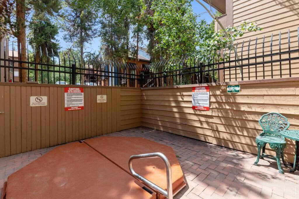 Downtown Chalet Close To Main St With Pool And Hot Tub Брекенридж Экстерьер фото